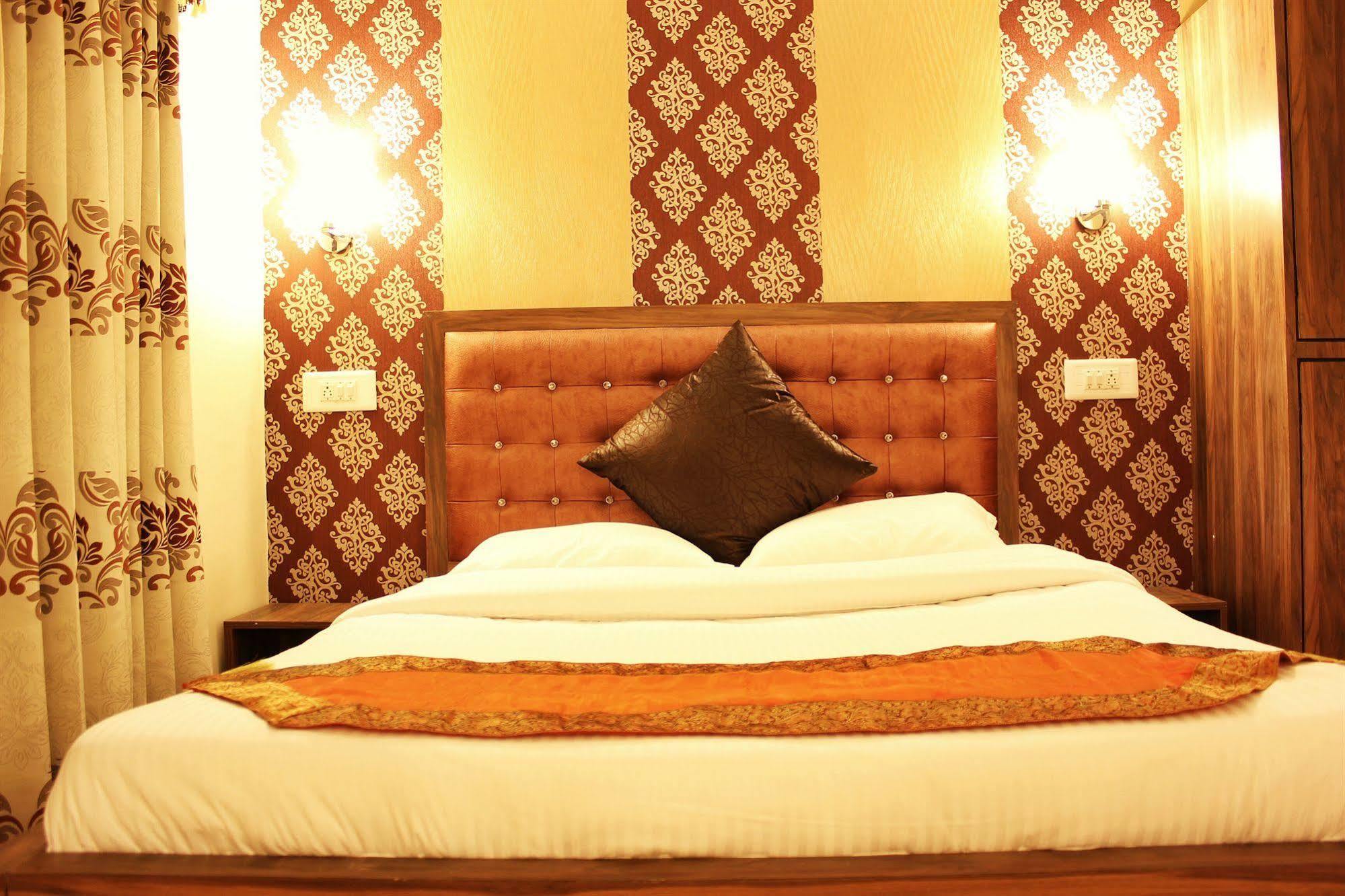 Hotel Walisons Resorts Srīnagar Exterior foto